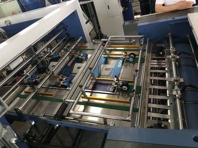 Automatic Carton Refraction Embossing Machine