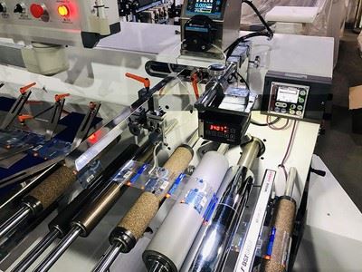 High Speed Sleeve Label Cutting Machine, QD-350